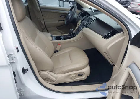 2017 Ford Taurus Se z USA, uszkodzony, nr VIN 1FAHP2D88HG114234